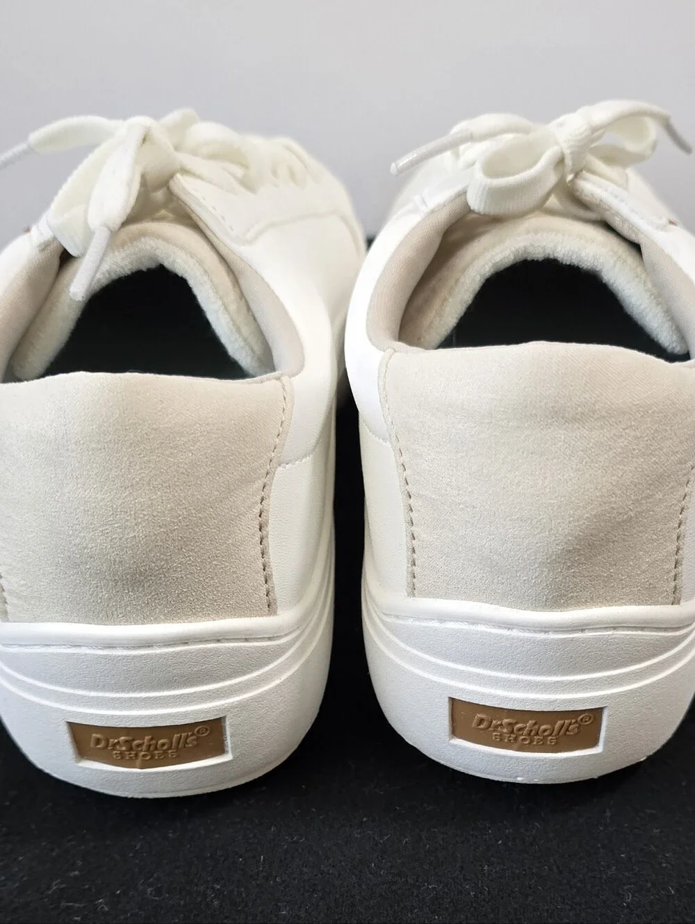 Dr. Scholl's Women's White Low-Top Lace-Up Sneakers
